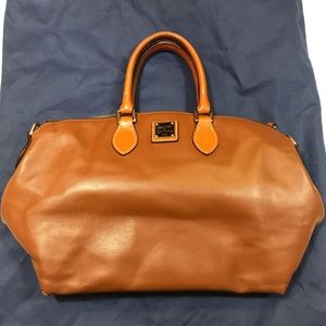 Dooney and Bourke leather purse